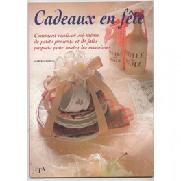 Cadeaux En Fête (Livre d'occasion)